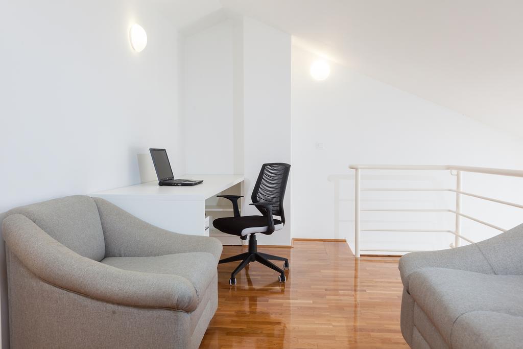 New Gallery Apartment With Beautiful View Baška Voda المظهر الخارجي الصورة