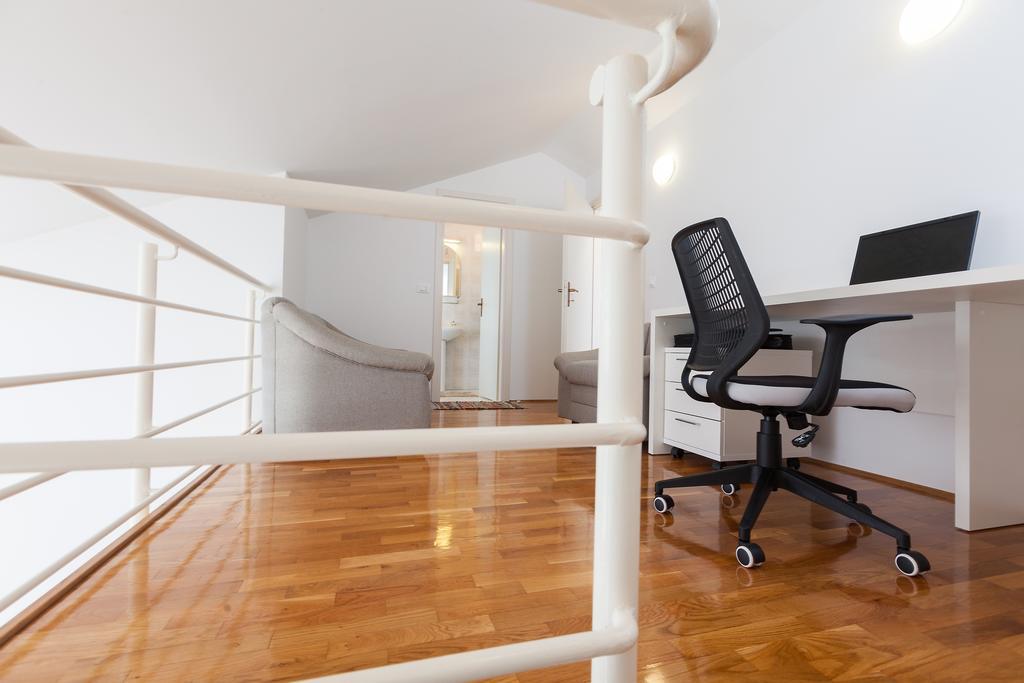 New Gallery Apartment With Beautiful View Baška Voda المظهر الخارجي الصورة